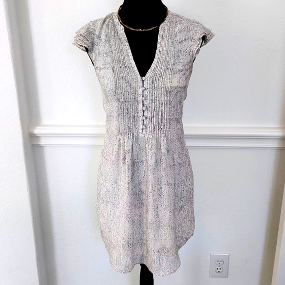 H & M Beautiful Cream & Black Flutter Sleeve Dress SMALL‎ - Picture 1 of 9